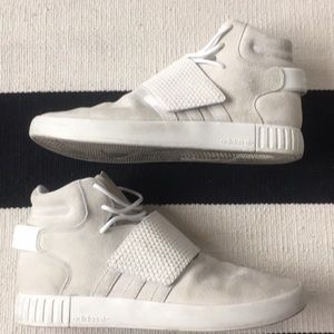 Adidas tubular invader size 11